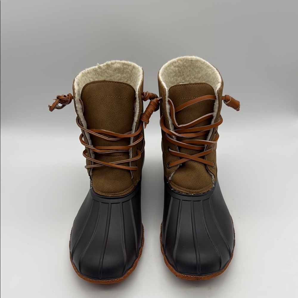 SEVEN7 HOLLIS Duck Boots. Light and dark brown Rain/Winter Boots.
